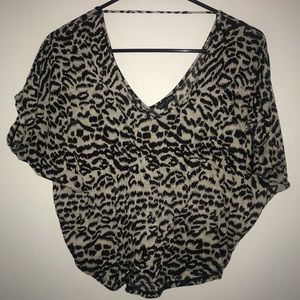 Express crop • 6/$45 item